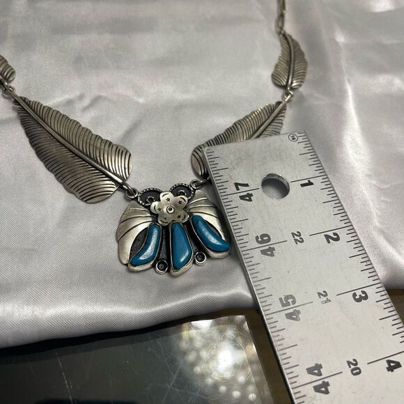 Large Southwestern Sterling/Howlite Feather Pendant Necklace Signed - Picture 3 of 7